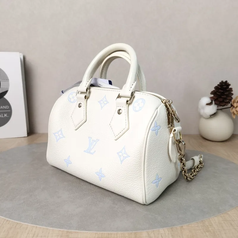 Louis Vuitton Crossbody Bag Speedy20 White · Blue Calfskin One Size20.5 × 12 × 13.5 cm — cover view 4 of 6