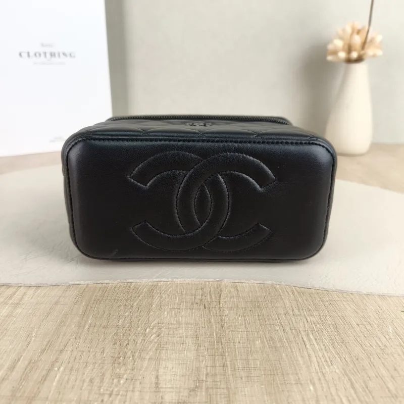 Chanel Crossbody Bag Edition Black Lambskin Mini 16 × 8 × 9.5 cm — cover view 6 of 6