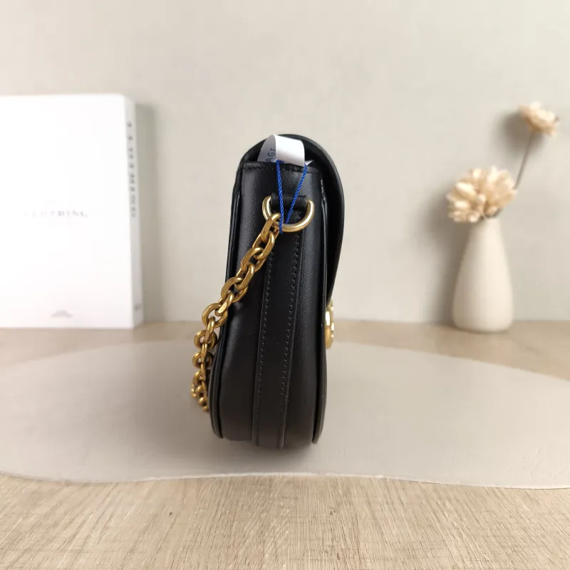 CELINE Crossbody Bag Maillon Triomphe Black Calfskin Medium 22 × 6 × 17 cm — detail view 6 of 11