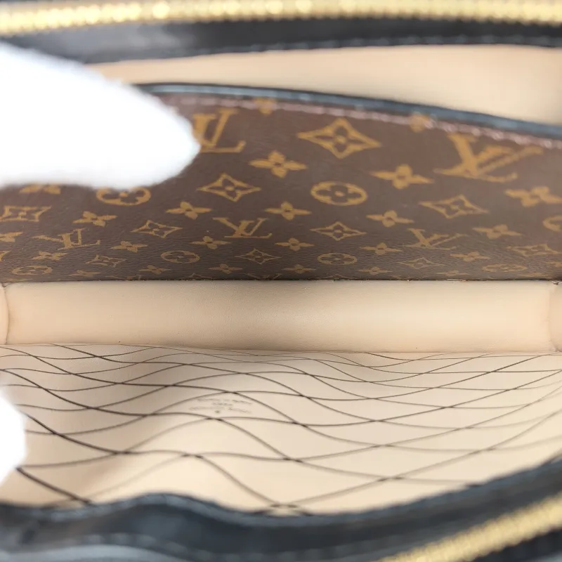 Louis Vuitton Crossbody Bag Trunk Clutch Box Monogram PV Cmini20 × 5.5 × 12 cm — detail view 9 of 13