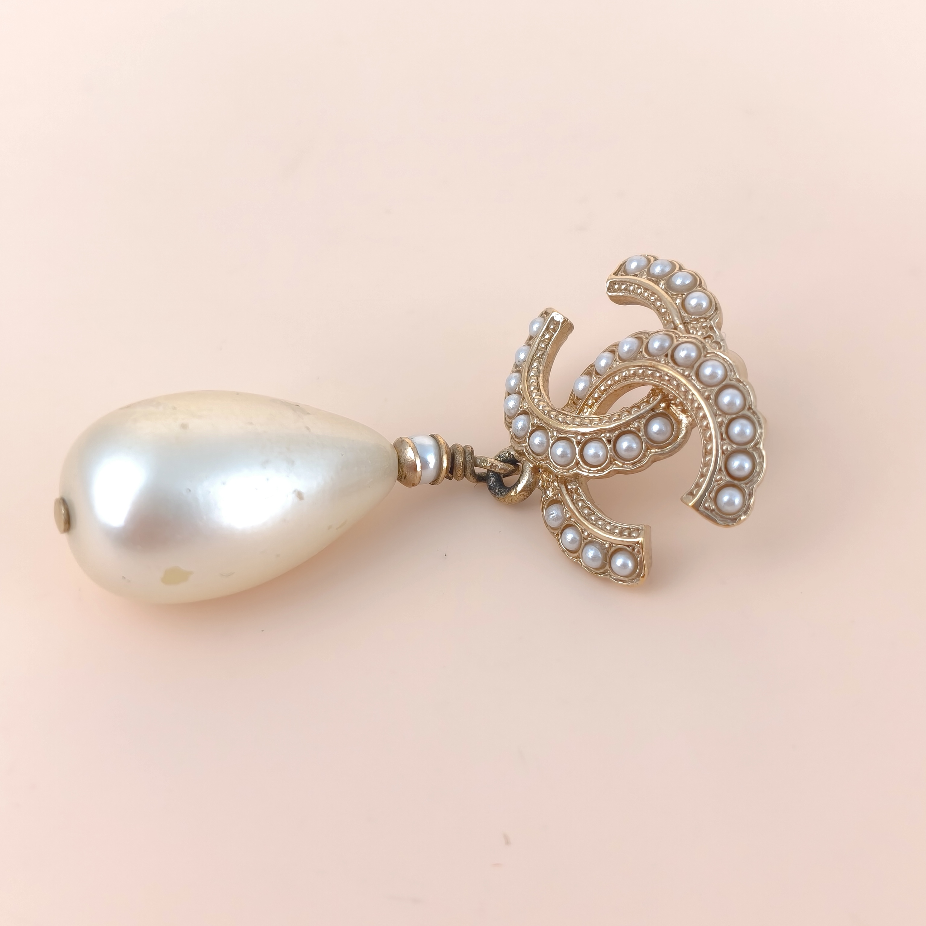 Chanel Earrings c Pearl Earrings Gold One Size — cover view 8 of 8