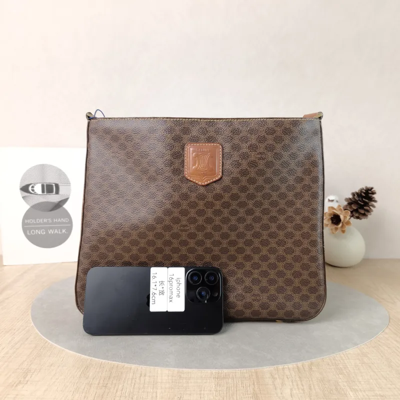 CELINE Shoulder Bag Shoulder Bag Monogram PVC One Size30.5 × 10 × 25 cm — cover view 5 of 5