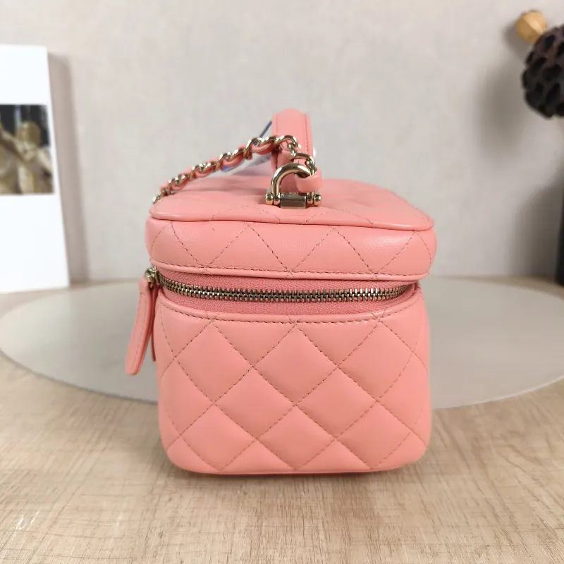Chanel Crossbody Bag Box Cosmetic Bag Pink Calfskin One Size 15 × 12 × 12 cm — detail view 4 of 10