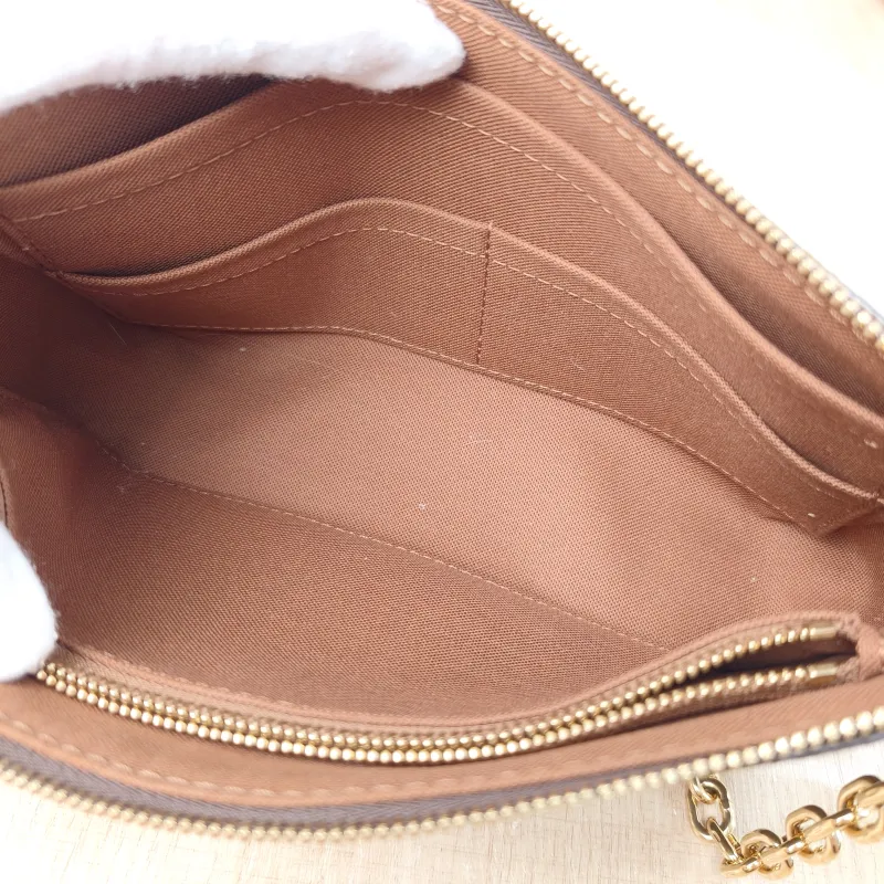 Louis Vuitton Shoulder Bag Pochette Accessoires Monogram PVC Large 23 × 4 × 13.5 cm — detail view 3 of 11