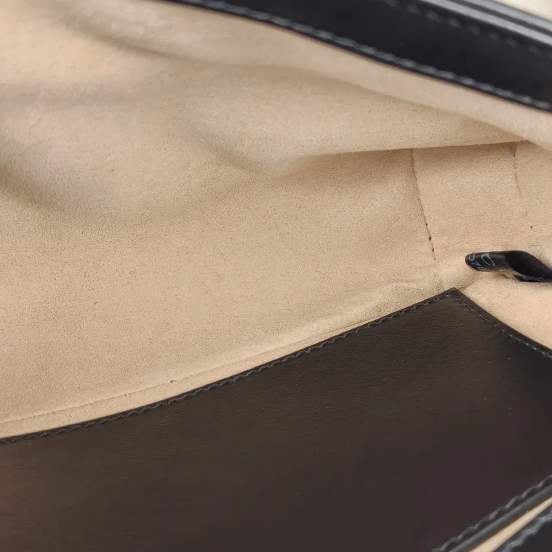 GUCCI Crossbody Bag GG Marmont Small Marmont 22Black CC alfskin Small22 × 6 × 13 cm — detail view 2 of 11