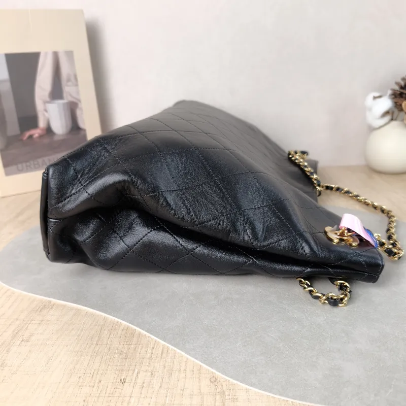 Chanel Shoulder Bag tote Black Lambskin One Size 41 × 9 × 27 cm — detail view 7 of 12