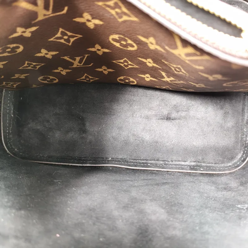Louis Vuitton Shoulder Bag NÉONOÉ Bucket Bag Black PVC Medium26 × 17.5 × 26 cm — detail view 6 of 10