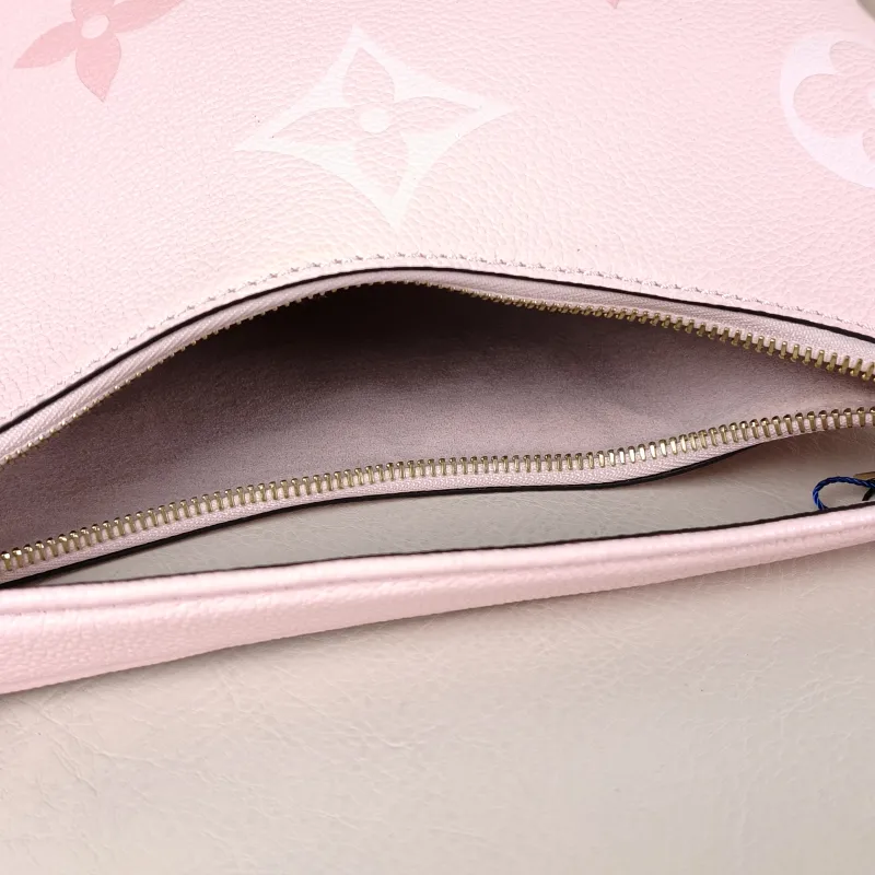 Louis Vuitton Shoulder Bag Marshmallow Vanity Case Bag Pink Calfskin One Size 24 × 13 × 22 cm — detail view 11 of 12