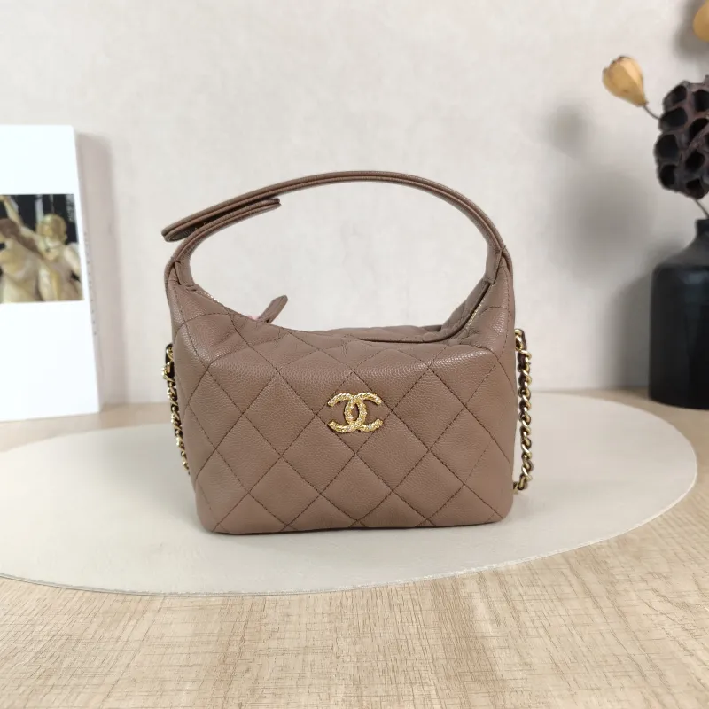Chanel Crossbody Bag Crossbody Bag Brown Grained Calfskin One Size16 × 6 × 13 cm