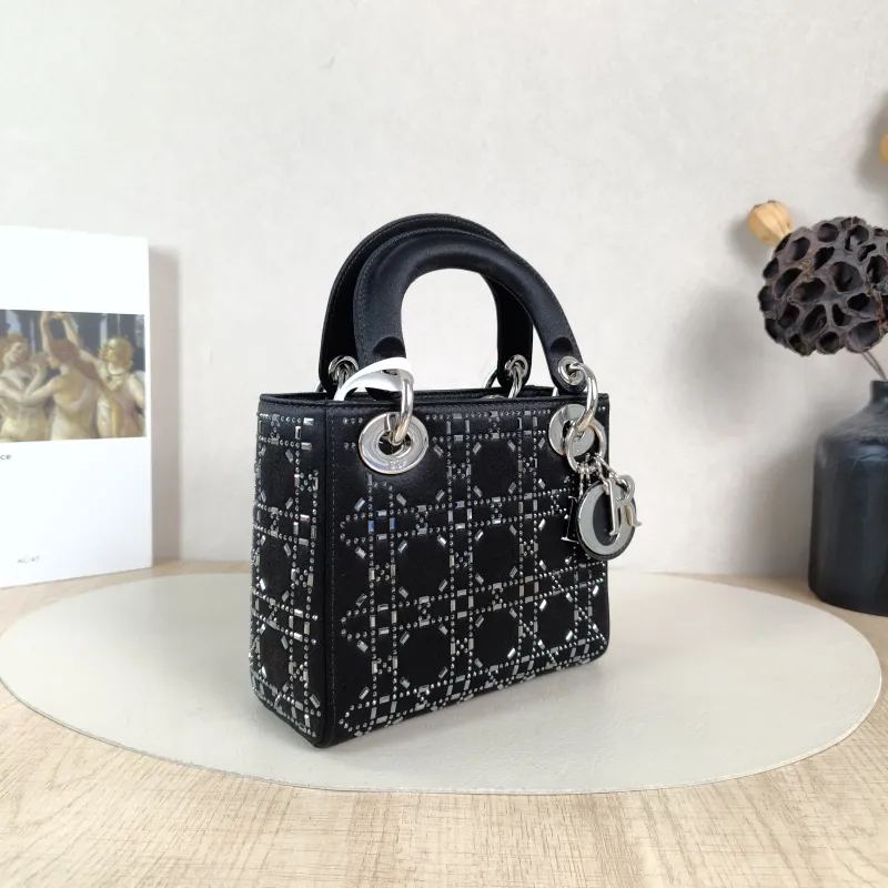 DIOR Crossbody Bag Lady Lady Dior Bag Black mini17 × 7 × 15 cm — cover view 4 of 5