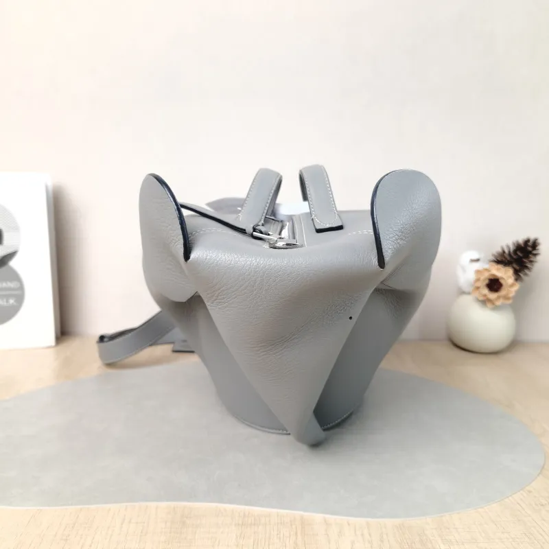 LOEWE Shoulder Bag Grey Calfskin Large 36 × 26.5 × 22 cm — detail view 5 of 10