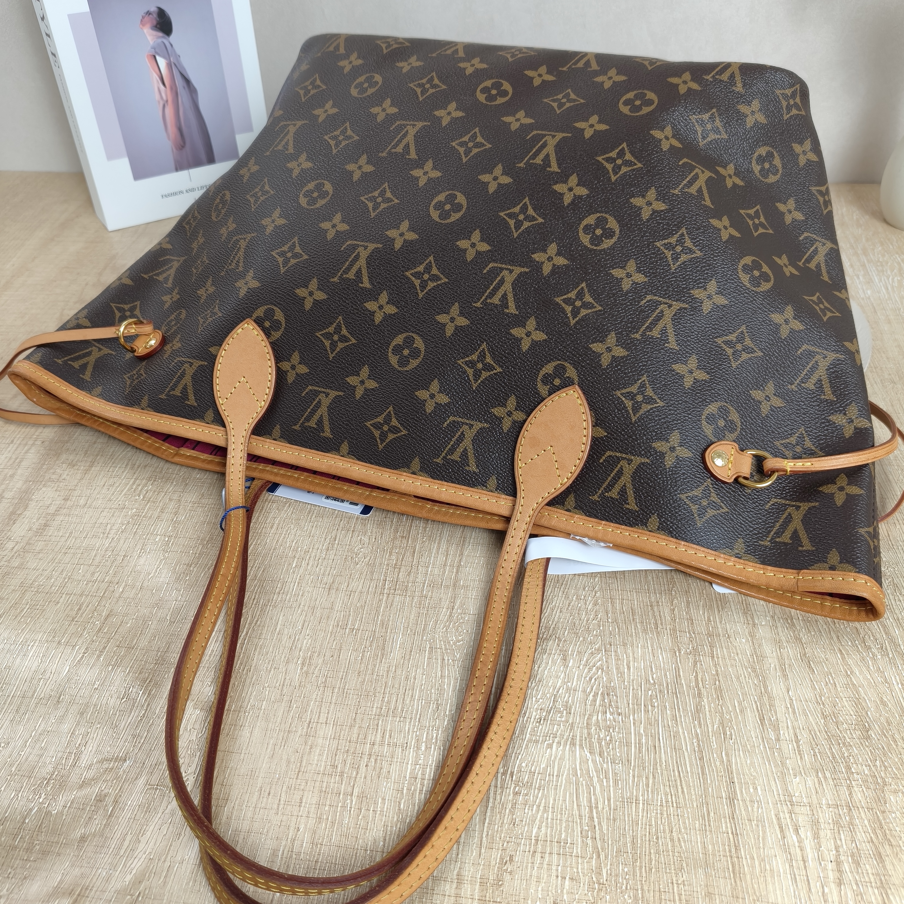 Louis Vuitton Shoulder Bag Neverfull Monogram PVC Large31 × 14 × 28 cm — cover view 2 of 10