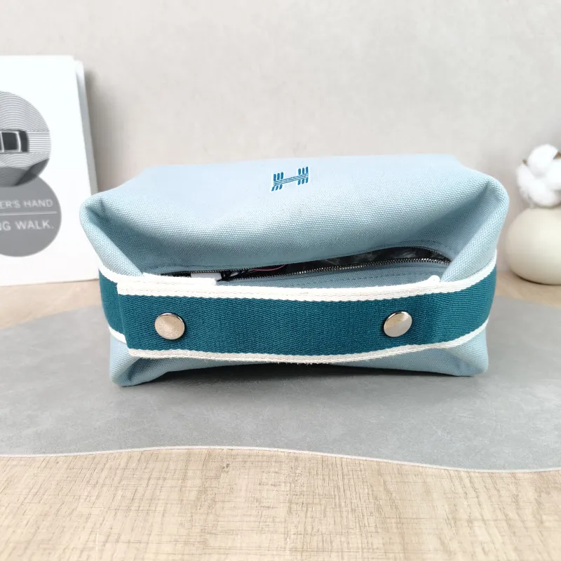 Hermès Top Handle Bag bride-a-brac Blue Canvas Small 21 × 12 × 27 cm — detail view 1 of 12