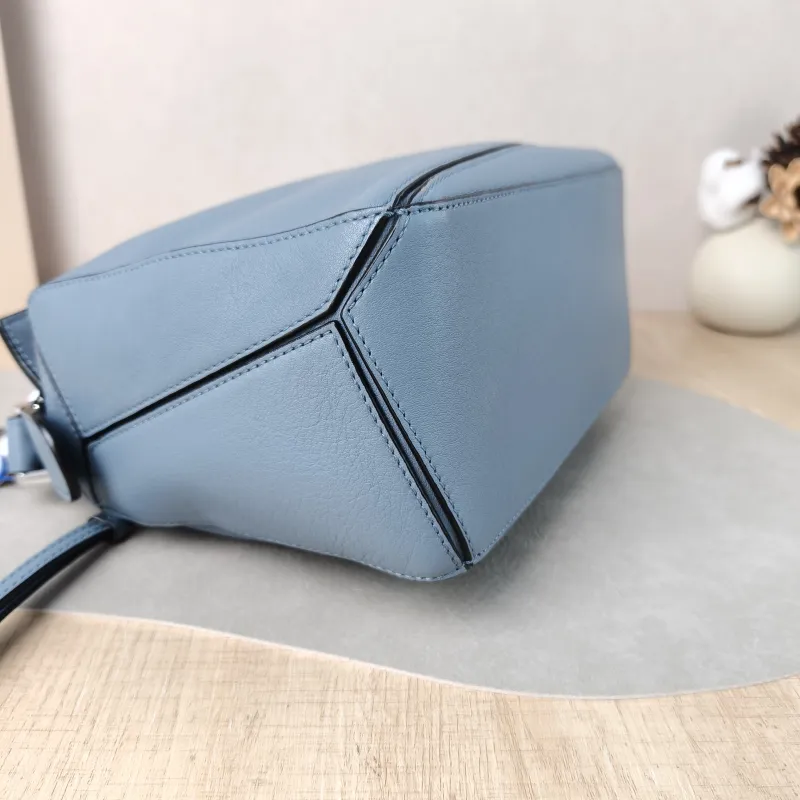 LOEWE Crossbody Bag Puzzle Blue CC alfskin Small 24 × 10.5 × 16.5 cm — detail view 9 of 16