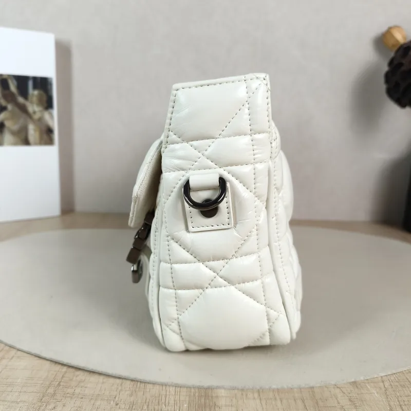 DIOR Crossbody Bag camp Messenger Bag White Calfskin Small 23 × 8 × 15 cm — detail view 2 of 11