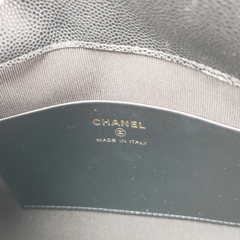 Chanel Crossbody Bag Crossbody Bag Black Calfskin One Size 18 × 7 × 13.5 cm — detail view 6 of 12