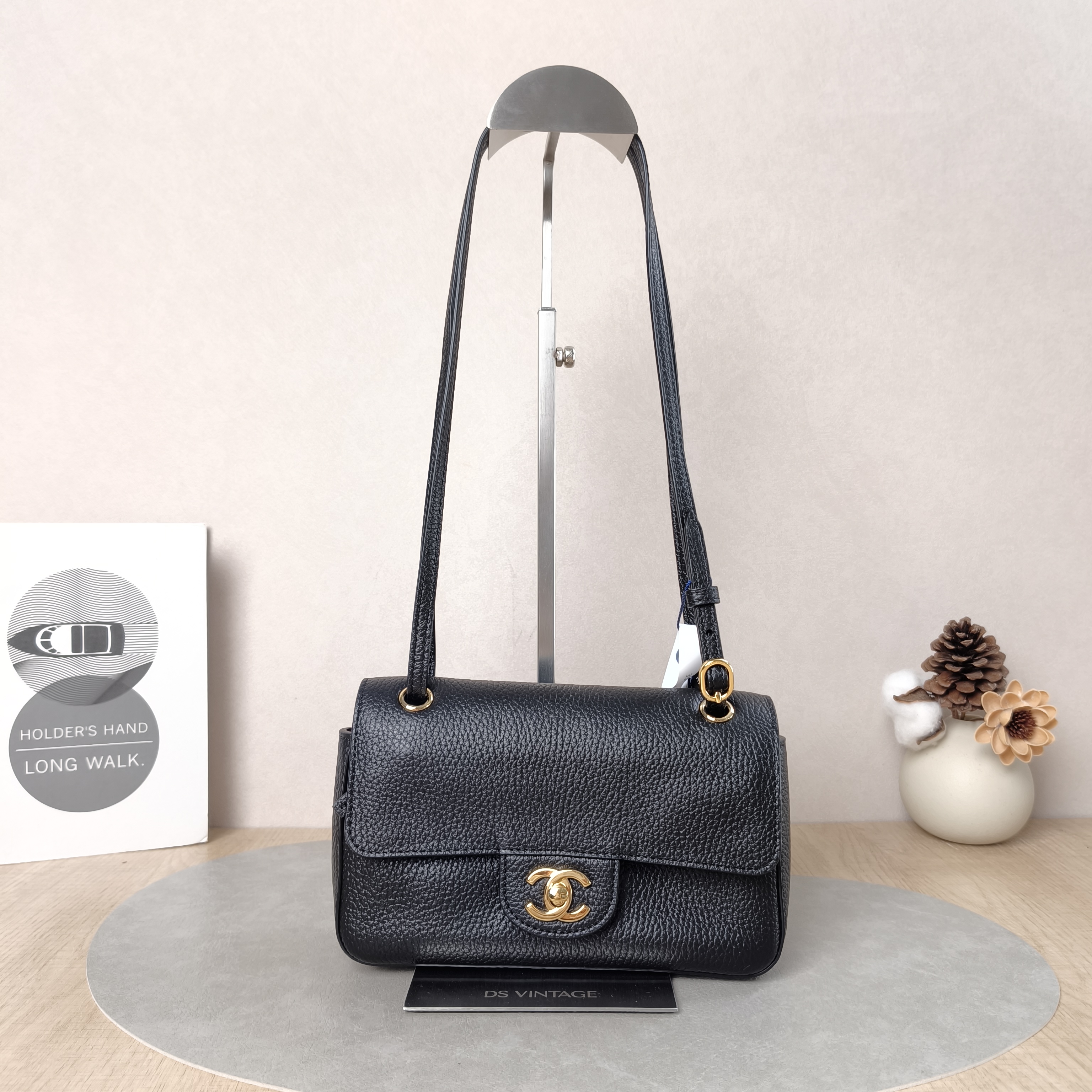 Chanel Shoulder Bag26s Shoulder Bag Black Calfskinmini21 × 6.5 × 12 cm