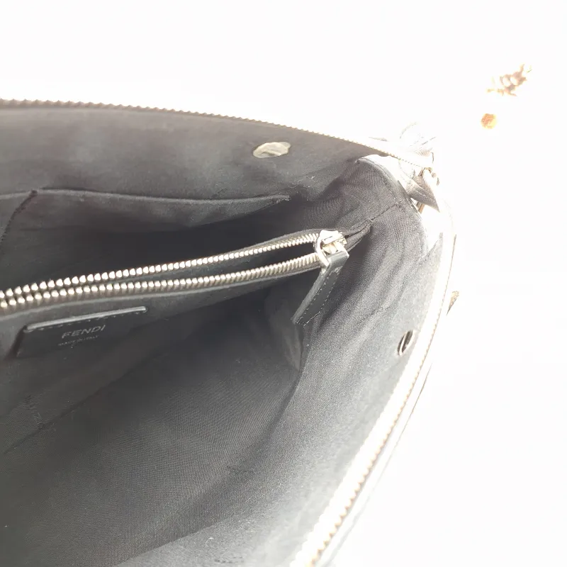 FENDI Crossbody Bagby the way Black Calfskin Medium28 × 13 × 17 cm — detail view 13 of 14
