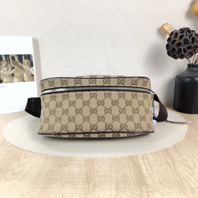 GUCCI Belt Bag Belt Bag Monogram Canvas One Size26 × 12 × 11 cm — cover view 4 of 5