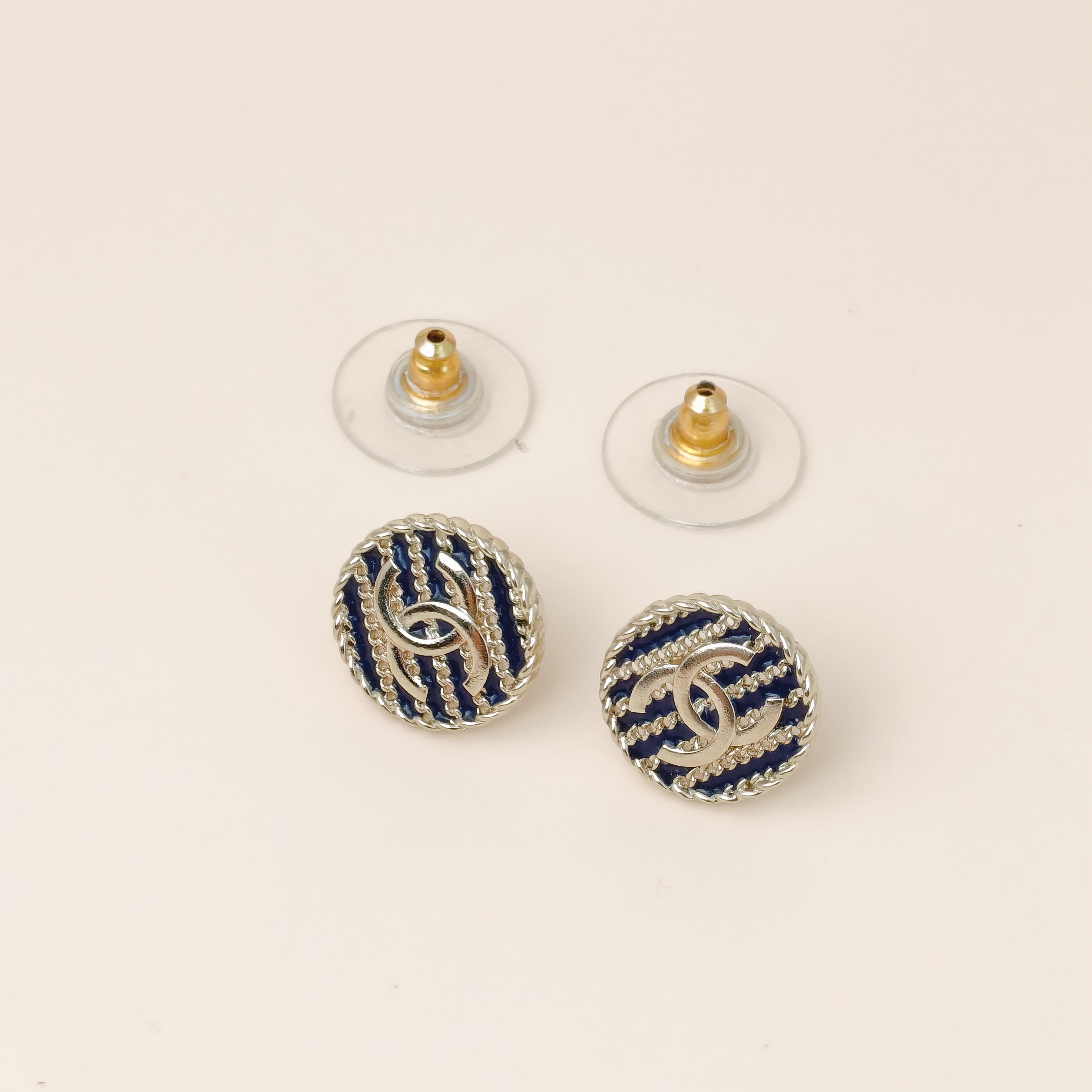 Chanel Earrings c Earrings Gold One Size — cover view 4 of 7