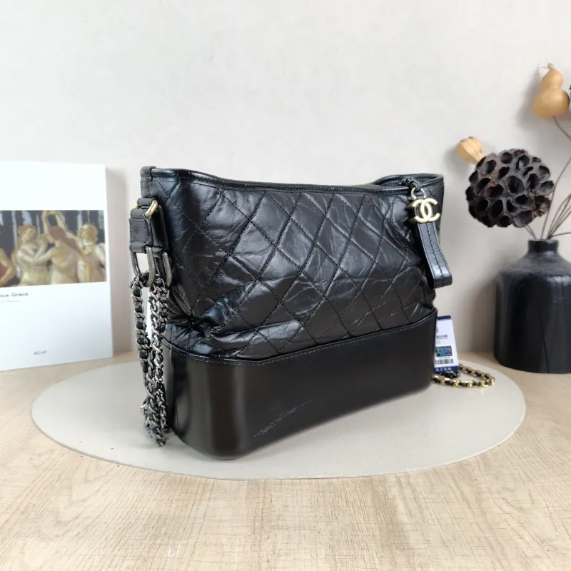 Chanel Crossbody Bag Gabrielle Gabrielle Bag Black CC alfskin Large28 × 10 × 23 cm — cover view 2 of 5