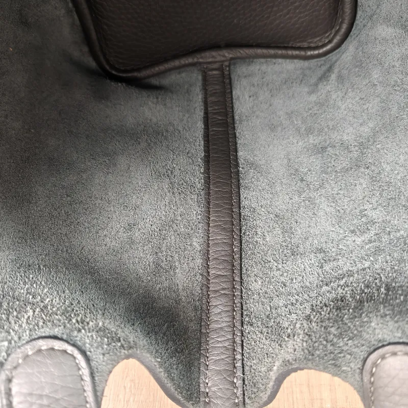 Hermès Top Handle Bag Picotin Lock 18 18Dark Grey Taurillon Clemence TC Calfskin Small18 × 13 × 18 cm — detail view 7 of 16