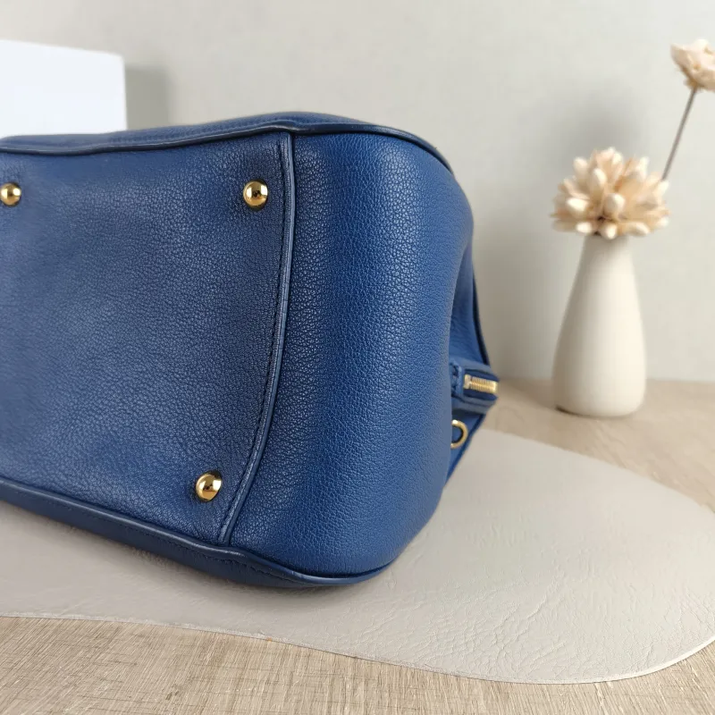 Miumiu Top Handle Bag Top Handle Bag Navy One Size 27 × 15 × 21 cm — detail view 7 of 11