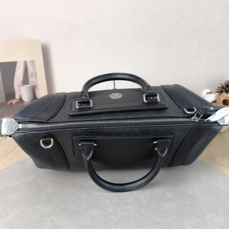 Louis Vuitton Crossbody Bag BIKER Black Lambskin Medium 38 × 15 × 15 cm — detail view 6 of 12