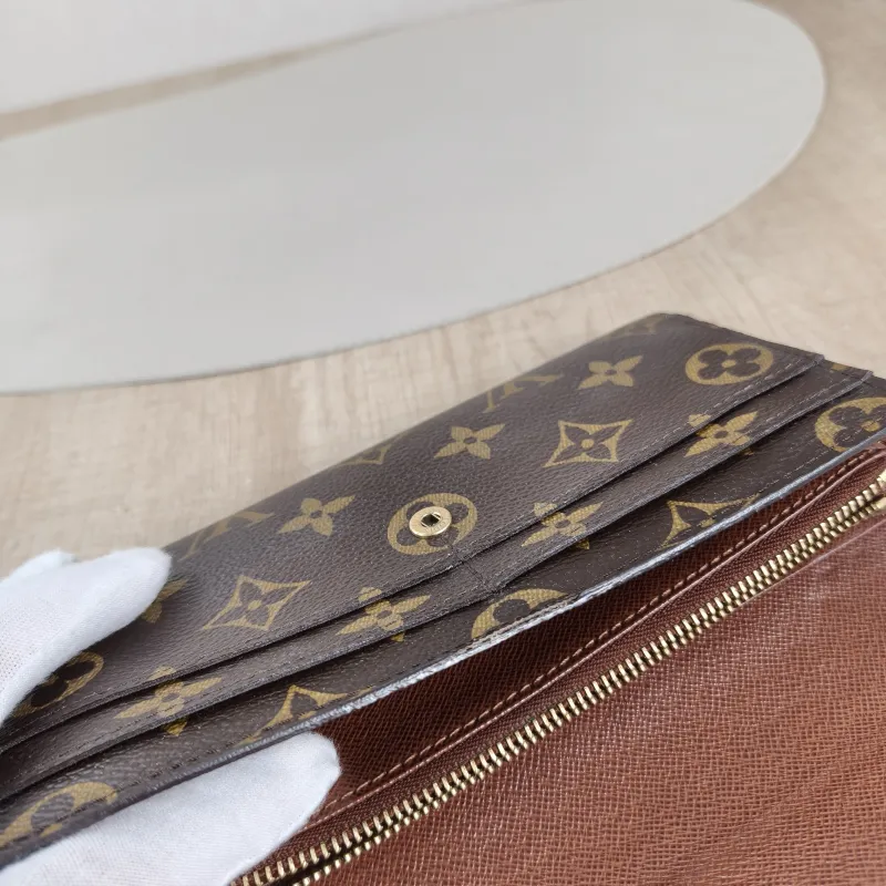 Louis Vuitton Wallet Edition Wallet Monogram PVC 18.5 × 2 × 10 cm — detail view 7 of 10