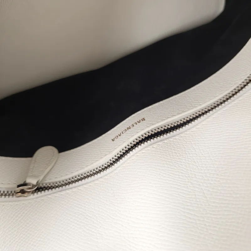 BALENCIAGA Top Handle Bag Ville Dome Bag White Calfskin Small26 × 11 × 22 cm — detail view 6 of 13
