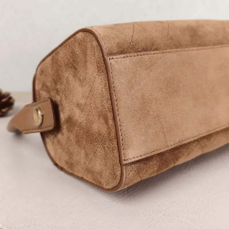 Chanel Shoulder Bag Baguette Bag Brown Suede One Size 23 × 11 × 11 cm — detail view 4 of 12