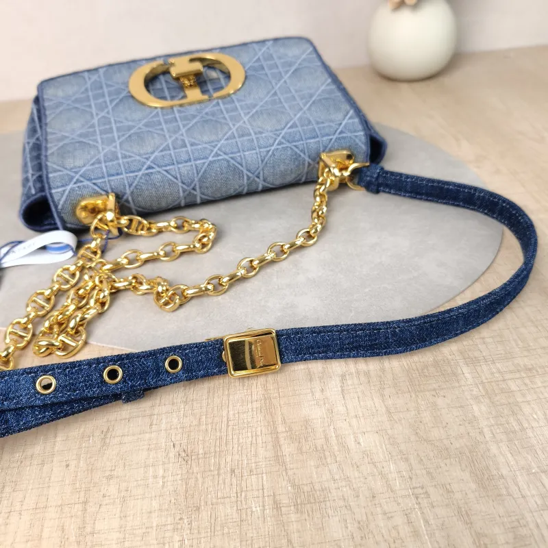 DIOR Crossbody Bag Caro Chain Bag Blue Small 20 × 7 × 13.5 cm — detail view 3 of 10