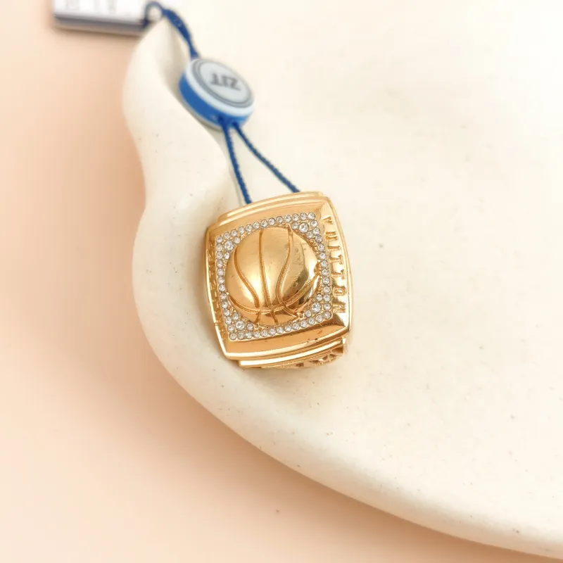Louis Vuitton Ring NBA Edition Ring Gold M 57 — cover view 6 of 6