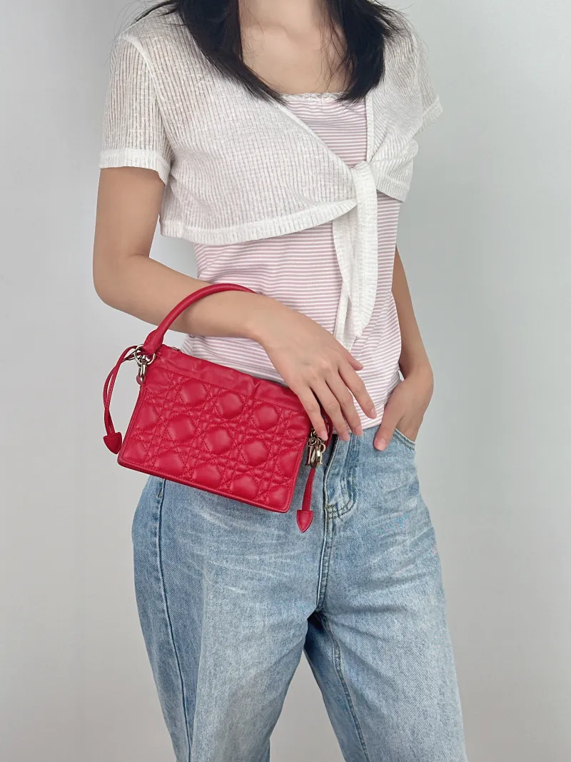 DIOR Crossbody Bag Lady Milly Chain Bag Red Lambskin mini19 × 5 × 13 cm — on-model view 3 of 3