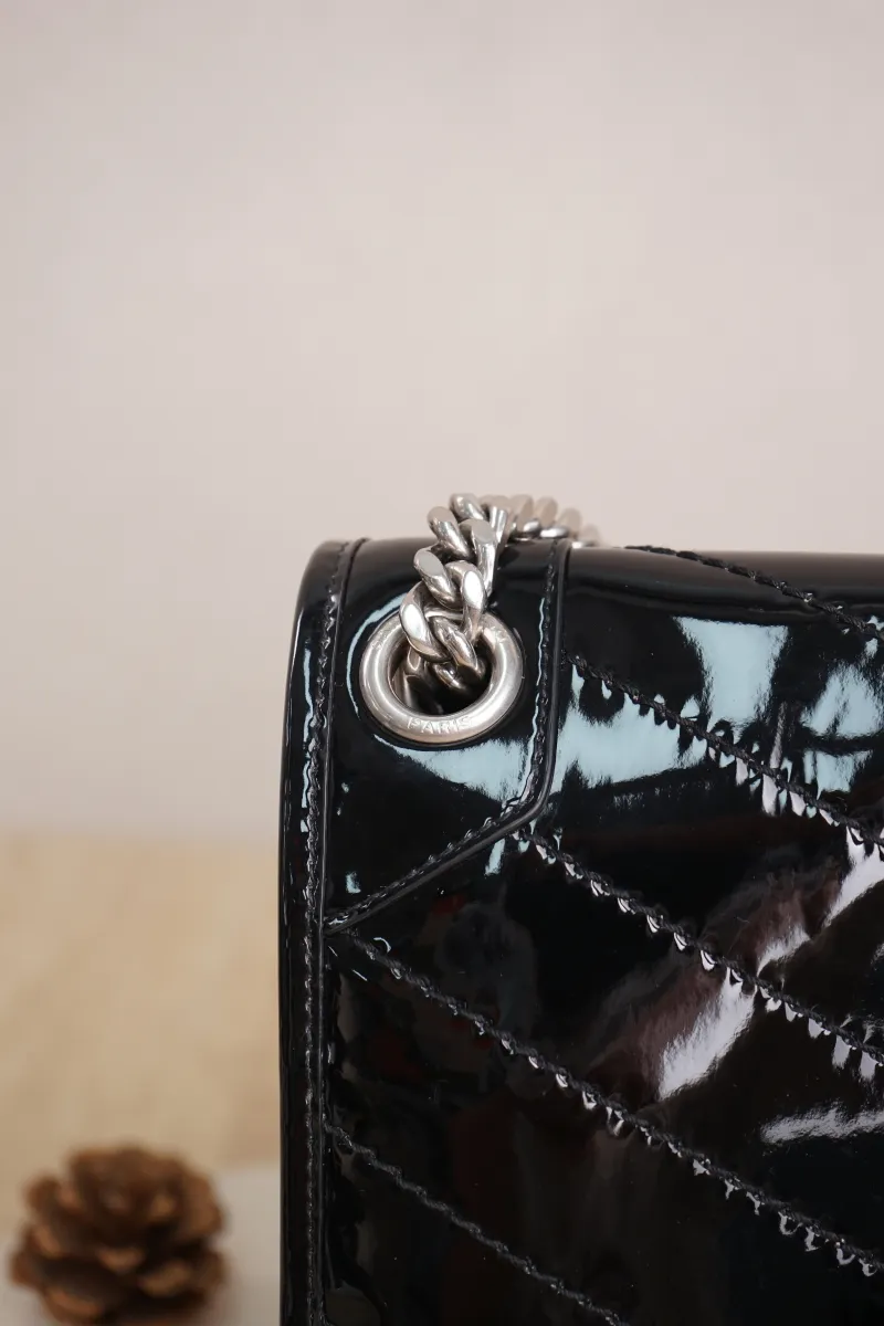 SAINT LAURENT Niki D Medium Black Patent Leather · Dust Bag · 28 × 8.5 × 20 cm — detail view 5 of 23