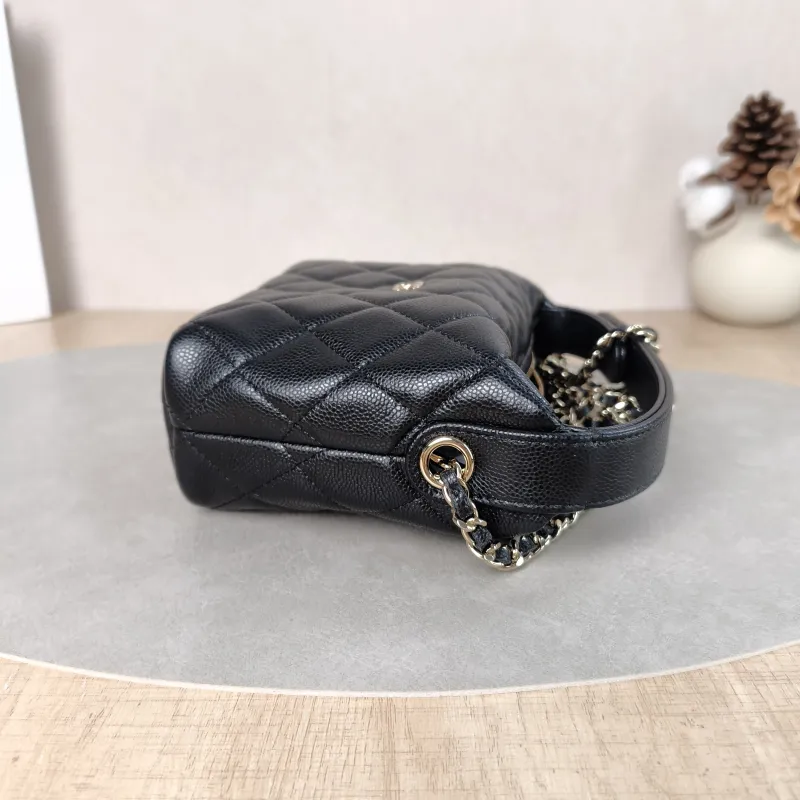 Chanel Crossbody Bag25c Vanity Case Bag Black Grained Calfskin15.5 × 6 × 12 cm — detail view 8 of 16