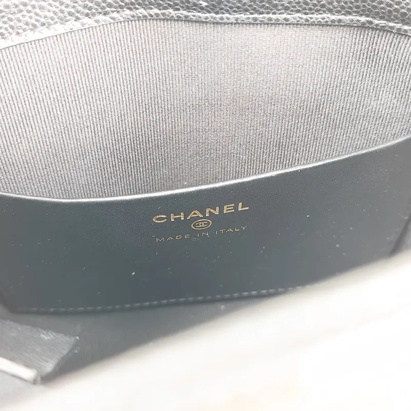 Chanel Crossbody Bag Woven Black Grained Calfskin One Size 18.5 × 7 × 14.5 cm — detail view 12 of 14