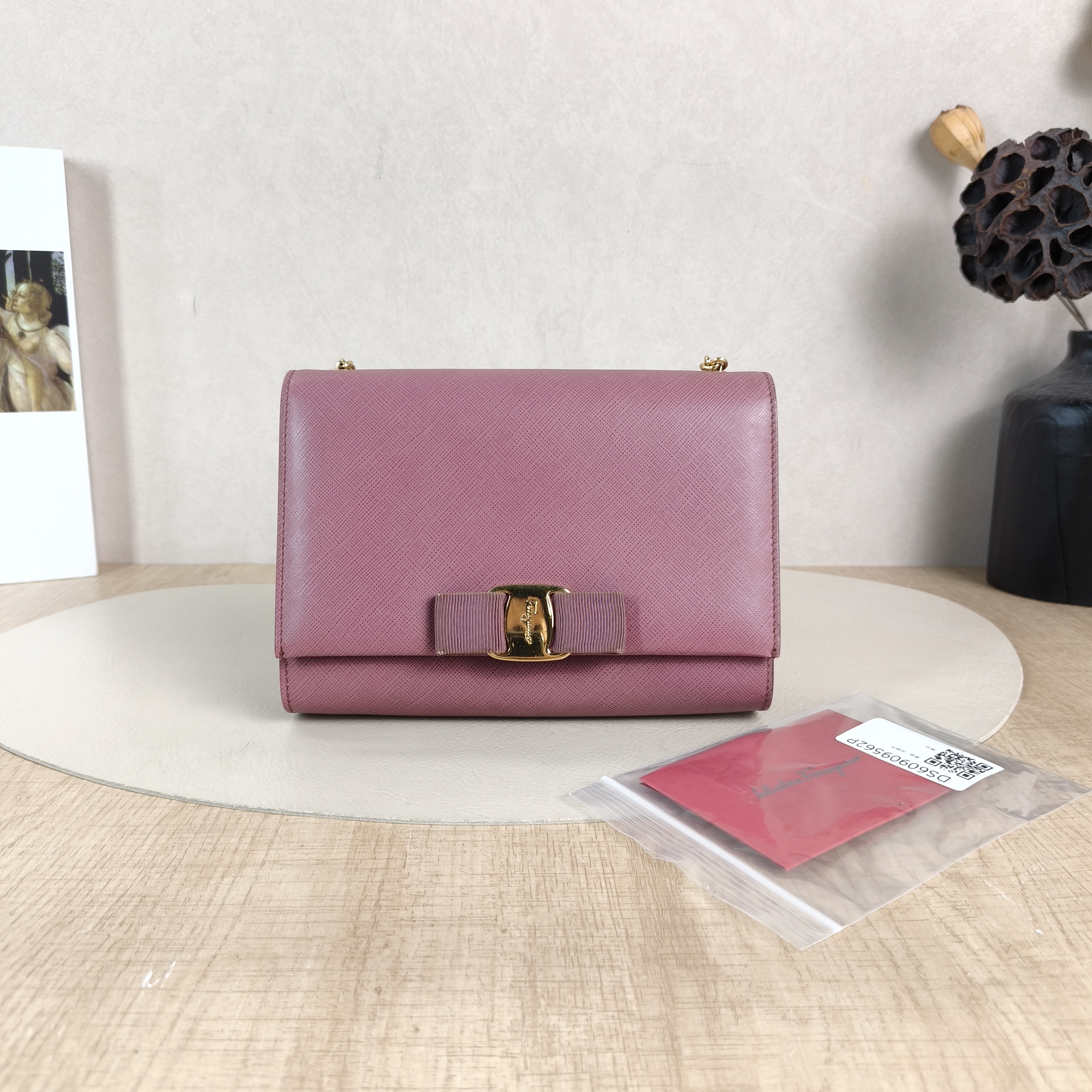 FERRAGAMO Crossbody Bag Chain Bag Calfskin One Size19 × 4 × 13 cm — cover view 3 of 6