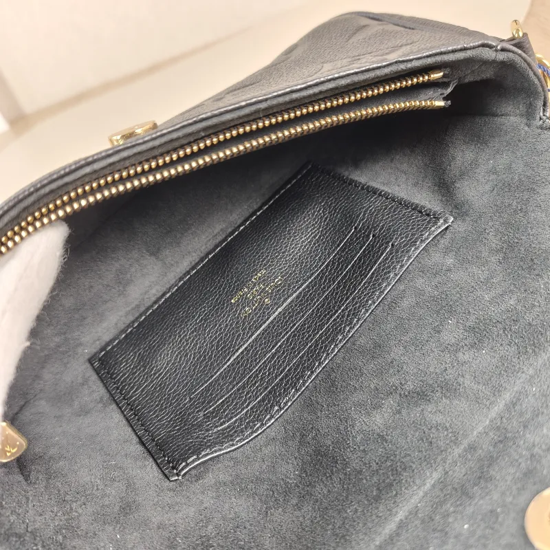 Louis Vuitton Crossbody Bag IVY Black Empreinte Embossed Calfskin Small23.5 × 4.3 × 12 cm — detail view 12 of 12