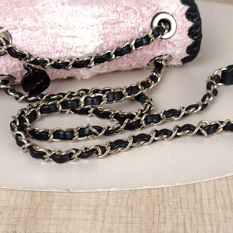 Chanel Crossbody Bag 22c Woven Pink One Size 19 × 5 × 15 cm — detail view 12 of 15