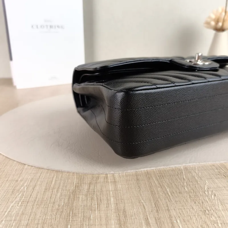 Chanel Crossbody Bag V Classic Flap CF Black Grained Calfskin Medium 25.5 × 6.5 × 15.5 cm 22 — detail view 3 of 14