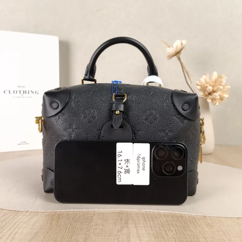 Louis Vuitton Shoulder Bag Petite Malle Souple Box Black Calfskin One Size20 × 7.5 × 14 cm Missing Shoulder Strap — cover view 3 of 5