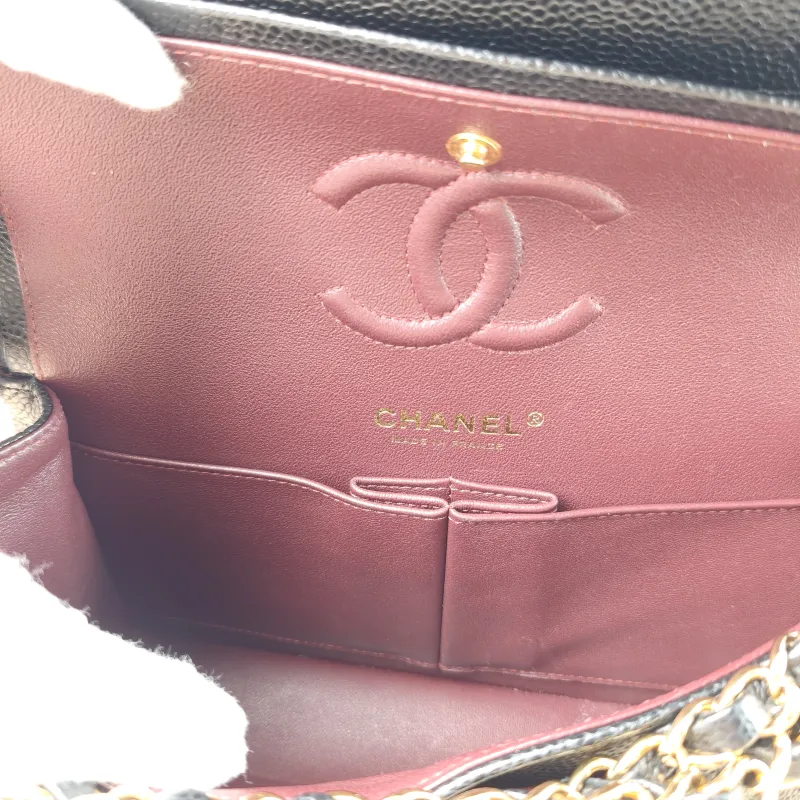 Chanel Crossbody Bag Classic Flap CF Black Grained Calfskin Small 23 × 6 × 14.5 cm — detail view 5 of 13