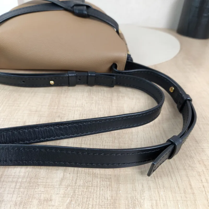 LOEWE Crossbody Bag Gate Brown Black Calfskin Medium25 × 11.5 × 19 cm — detail view 12 of 13