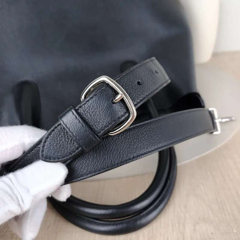DIOR Top Handle Bag Top Handle Bag Black Calfskin 32 × 19 × 26 cm — detail view 5 of 10