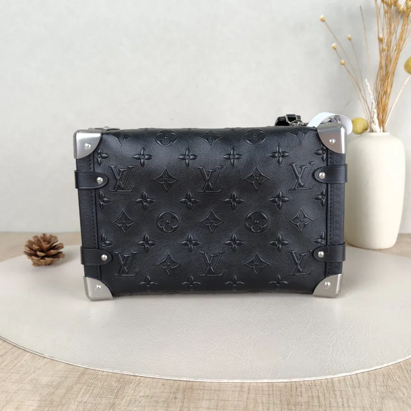 Louis Vuitton Crossbody Bag Side Trunk Box Black Calfskin Medium23.5 × 8.5 × 16 cm — cover view 5 of 5