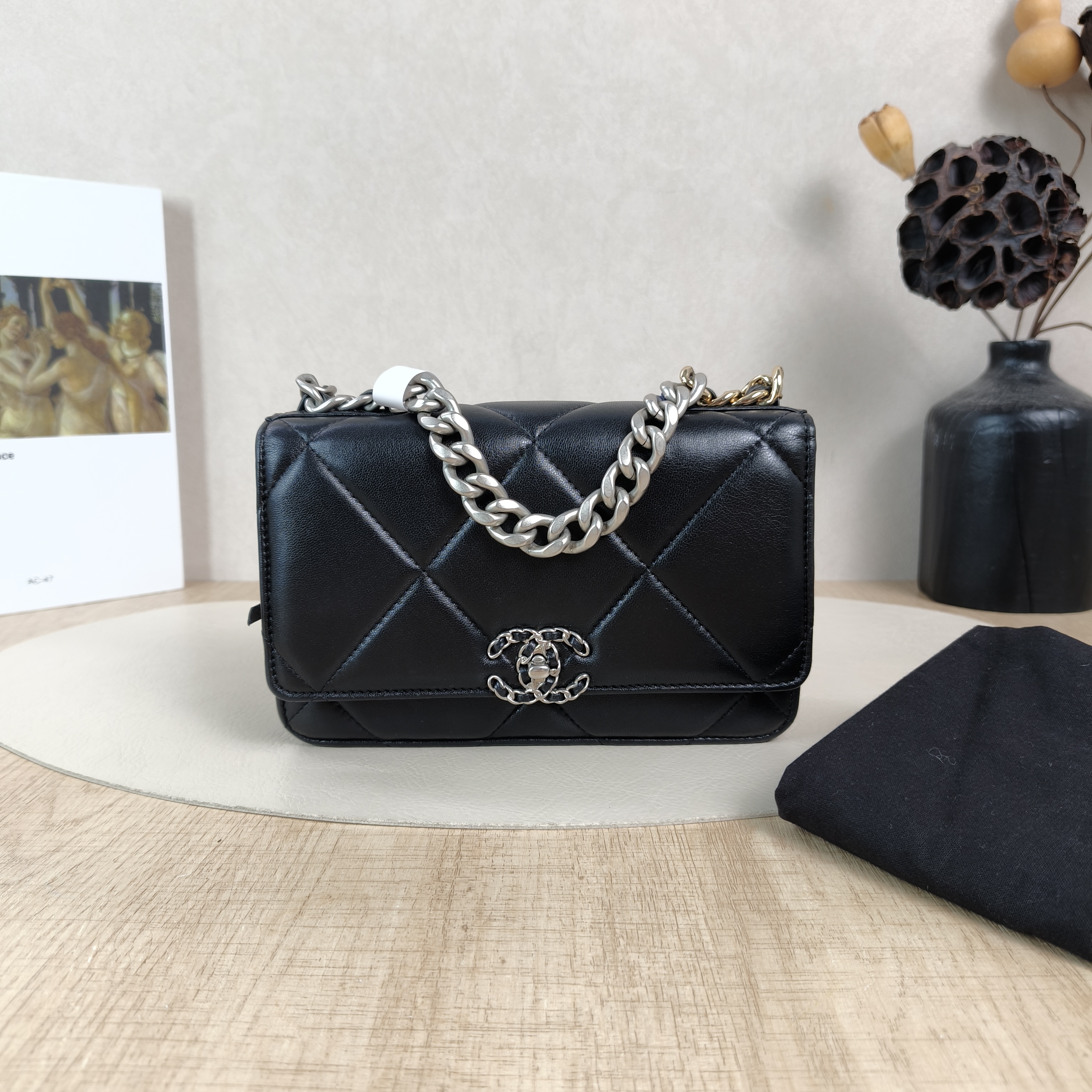 Chanel Crossbody Bag19Bag WOC Black SL ambskinmini19.2 × 3.5 × 12.3 cm — cover view 5 of 6