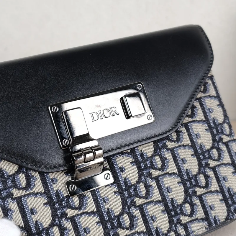 DIOR Shoulder Bag Shoulder Bag Blue Calfskin，Canvas 19 × 4 × 14 cm — detail view 7 of 11