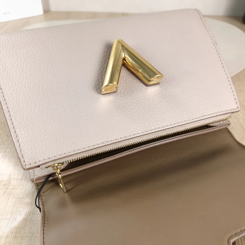 Louis Vuitton Crossbody Bag Twist One Handle Edition Calfskin Small 25 × 11 × 17 cm Conditioned — detail view 11 of 13