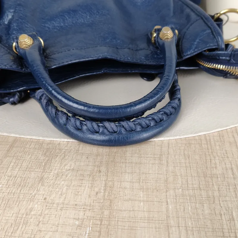 BALENCIAGA Crossbody Bag Classic City Blue Lambskin Mini 24 × 10 × 16 cm — detail view 8 of 11